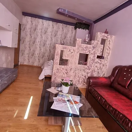 The Purple в зеленото сърце на