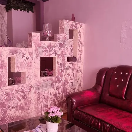 The Purple в зеленото сърце на Plovdiv