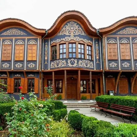 The Purple в зеленото сърце на Apartment *